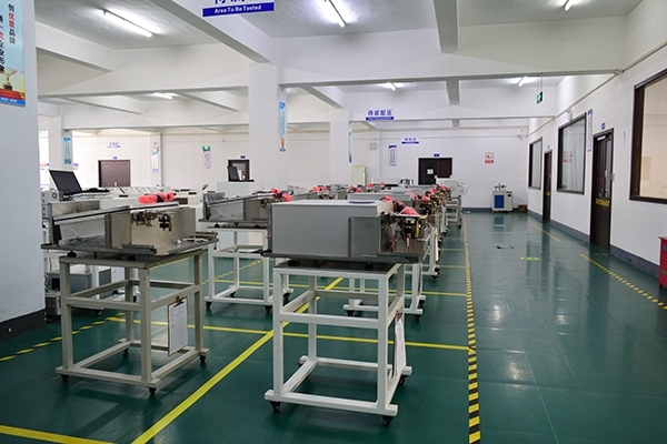 GLMYJIANGNAN.COM江南仪器生产车间